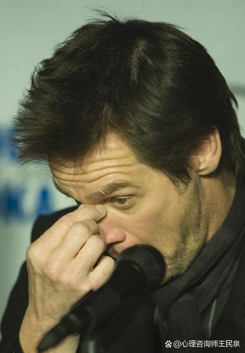 前教练：以前布鲁克林仿佛总是很恍惚，那时他特别沉默